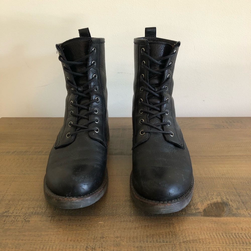 Frye Veronica combat boots size 10 black